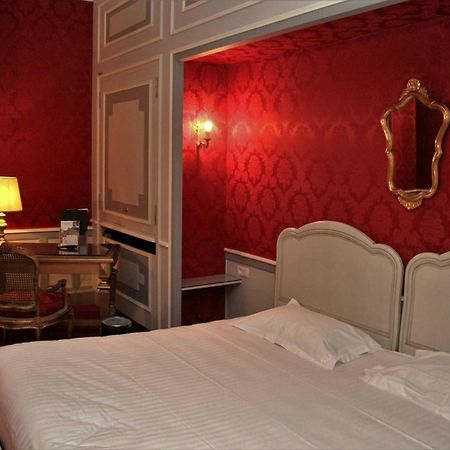 Hotel Le Regent Villers-Cotterêts Екстериор снимка