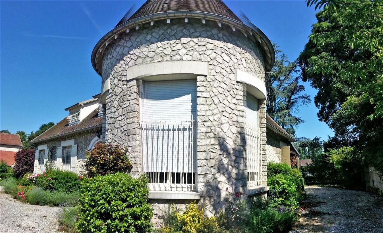 Hotel Le Regent Villers-Cotterêts Екстериор снимка