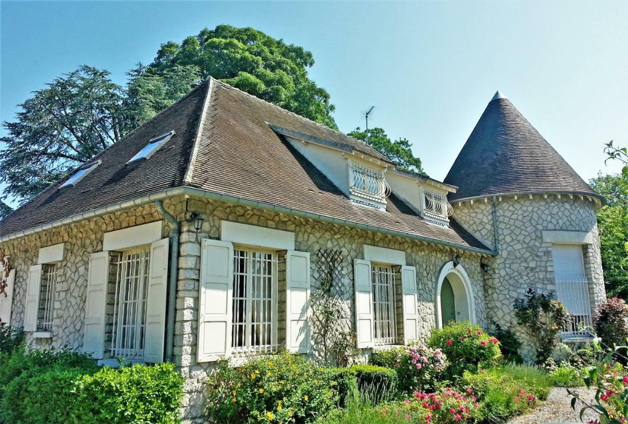 Hotel Le Regent Villers-Cotterêts Екстериор снимка