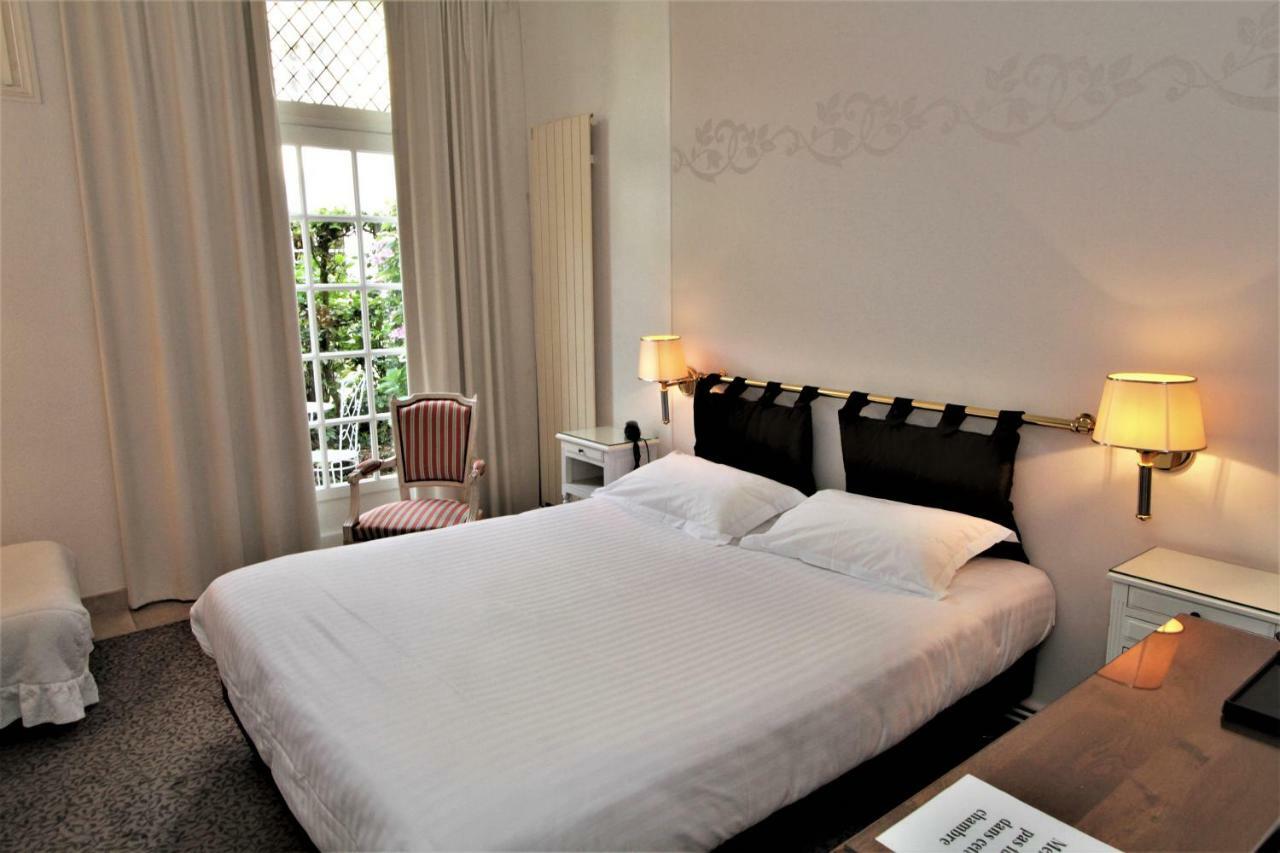 Hotel Le Regent Villers-Cotterêts Екстериор снимка