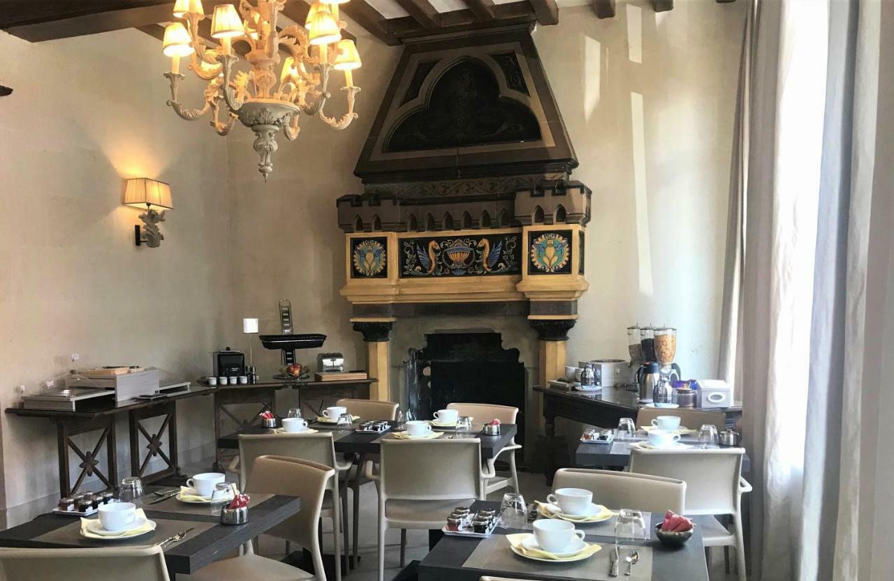 Hotel Le Regent Villers-Cotterêts Екстериор снимка