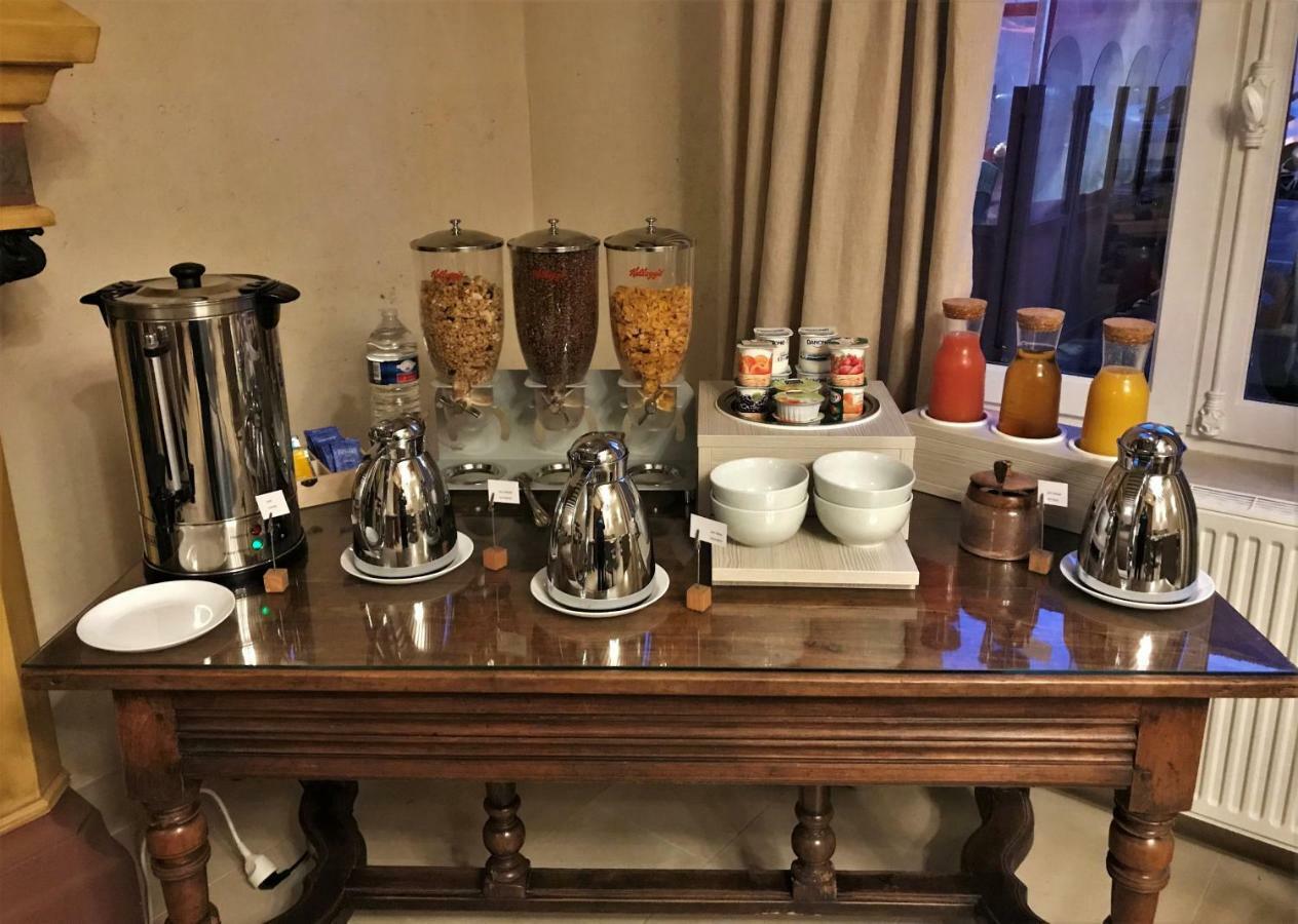 Hotel Le Regent Villers-Cotterêts Екстериор снимка